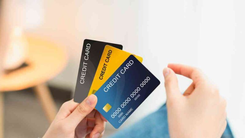Benefits and features of HDFC Regalia Credit Card