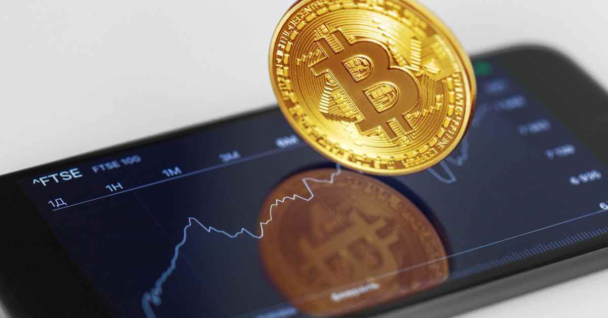 Bitcoin and Business: Can Cryptocurrency Really Become More Mainstream? 