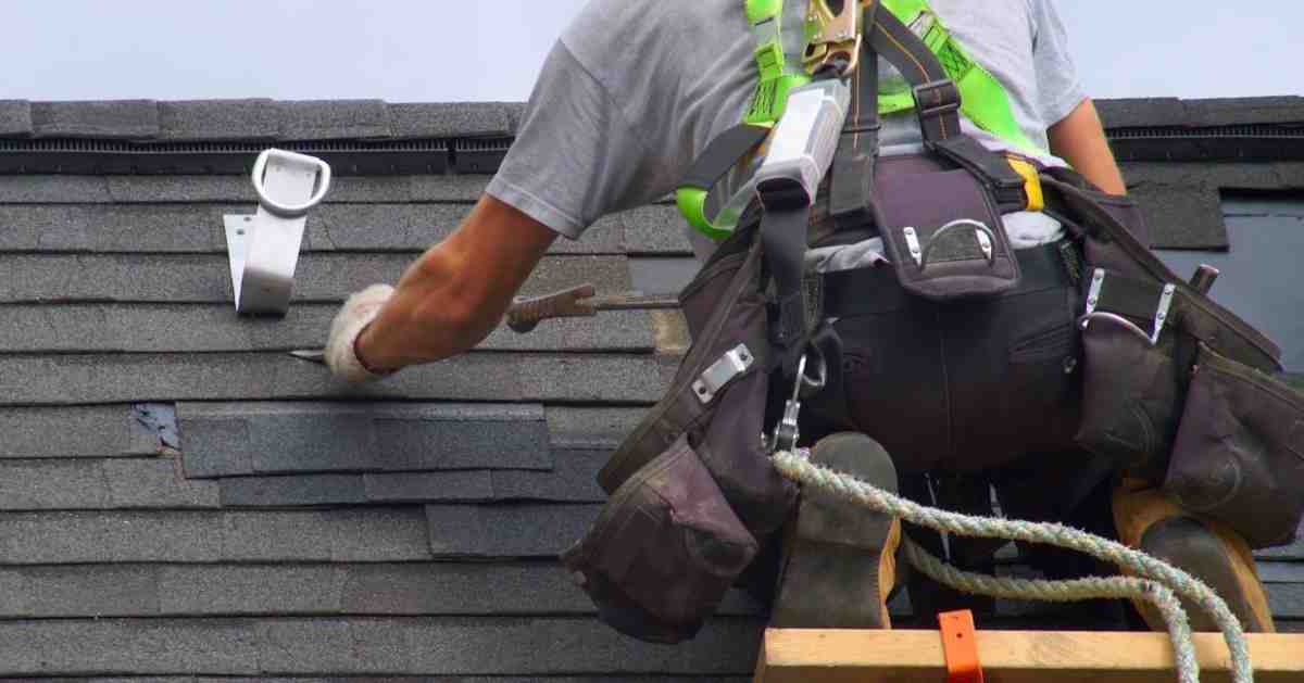 What to Think About Before DIY Roof Repair