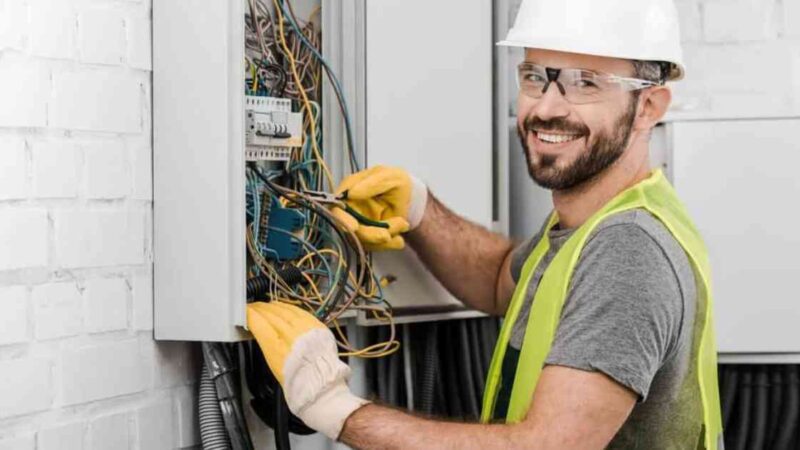 Things to Know About Workers Comp Insurance for Electricians