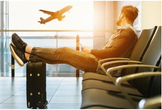 How Streaming Can Help You Relax While Traveling