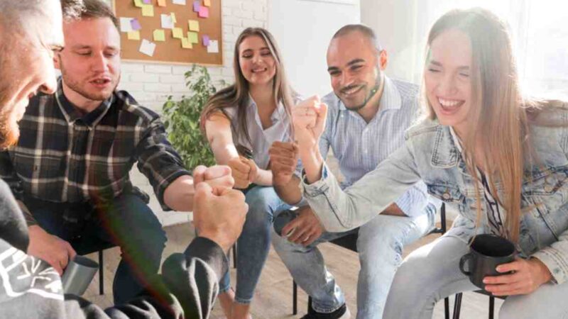 PROS AND CONS OF DEDICATED SOFTWARE DEVELOPMENT TEAMS IN 2024 