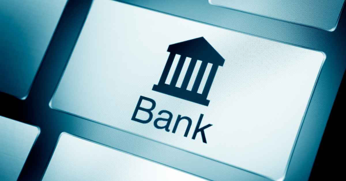 Skeb Coin vs. Traditional Banking: Unveiling the Advantages