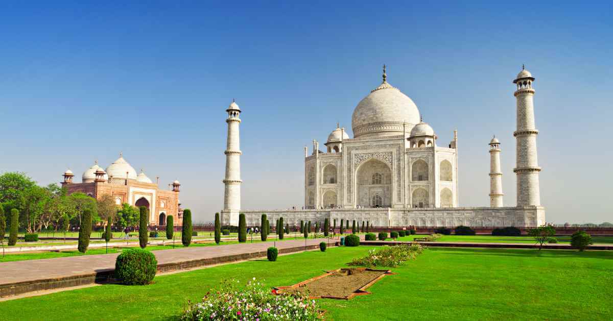 The Road less Traveled: Agra to Lucknow’s Hidden Treasures by Bus